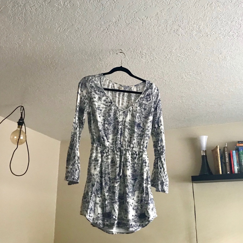 Longsleeve Beachy Sundress